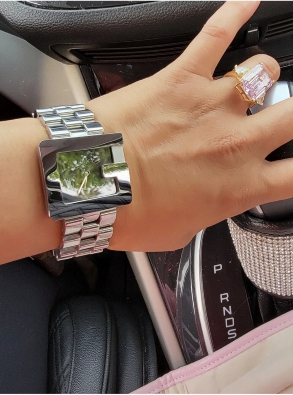 🩷BEAUTIFUL GUCCI🩷 watch - Picture 2 of 9